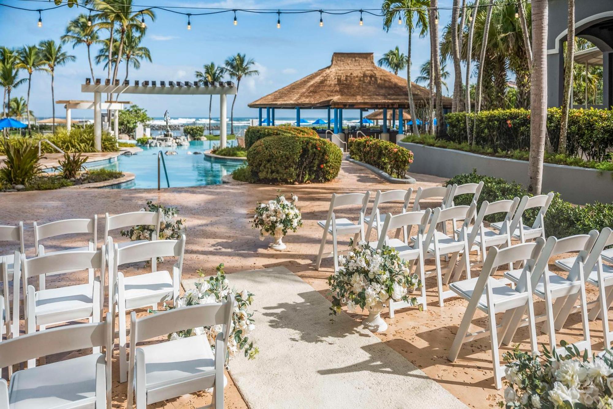 Embassy Suites By Hilton Dorado Del Mar Beach Resort Exteriér fotografie